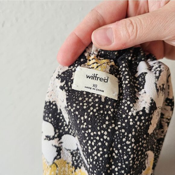 Aritzia Wilfred Black And Yellow Floral Off The Shoulder Top Size XS - Picture 4 of 7